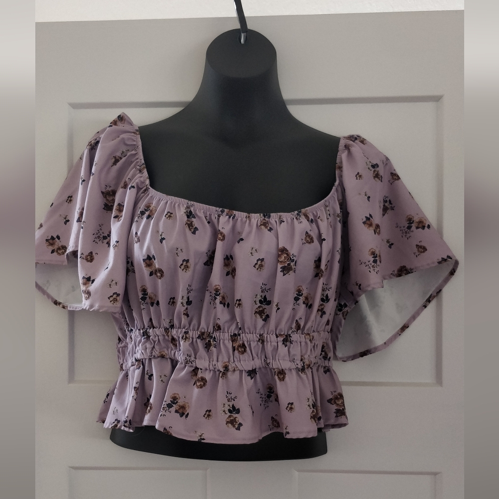 Lilac Floral Peasant Crop Top